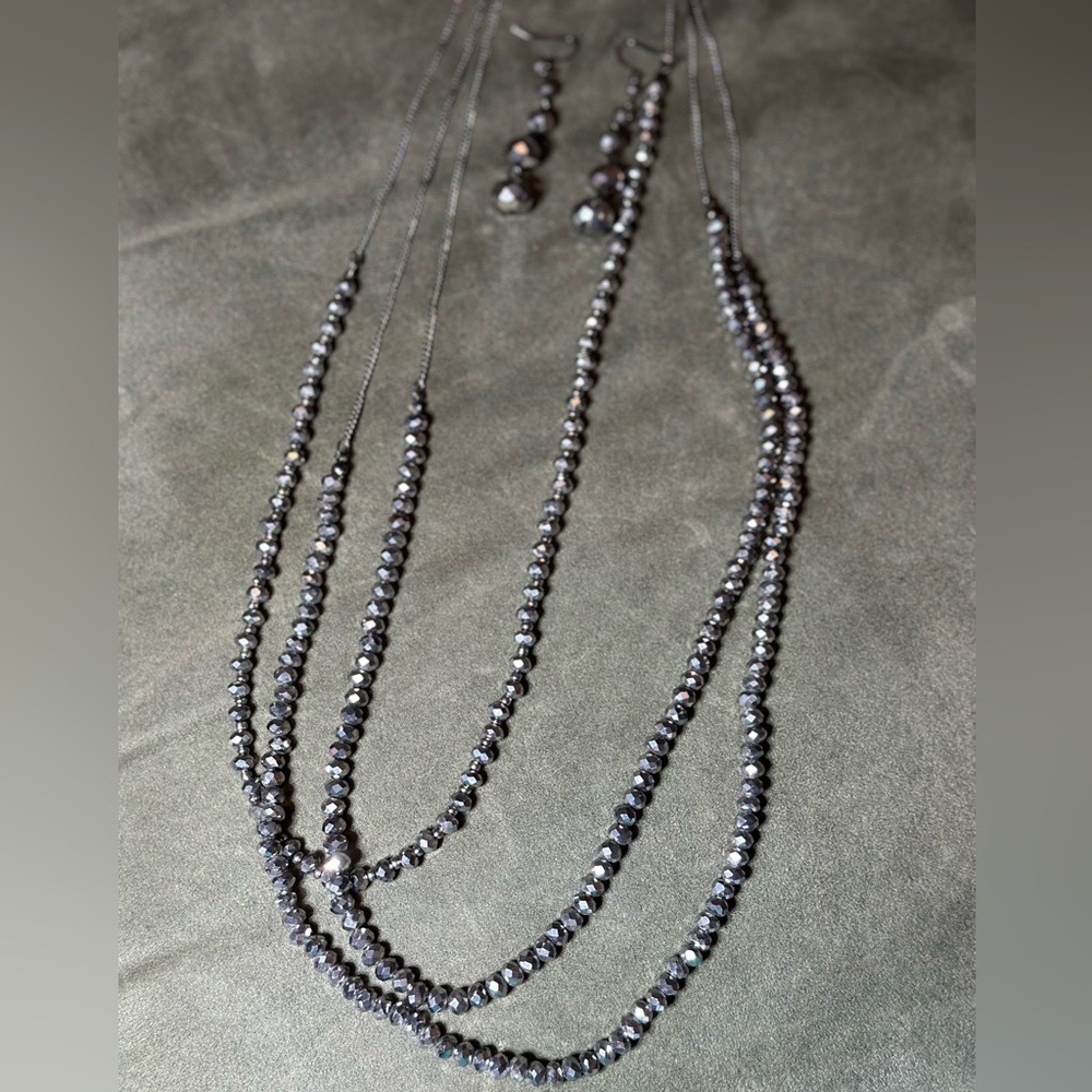 Silver 3 layer necklace with matching earrings - never worn